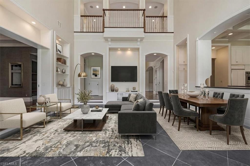 COACH HOUSE - Residential