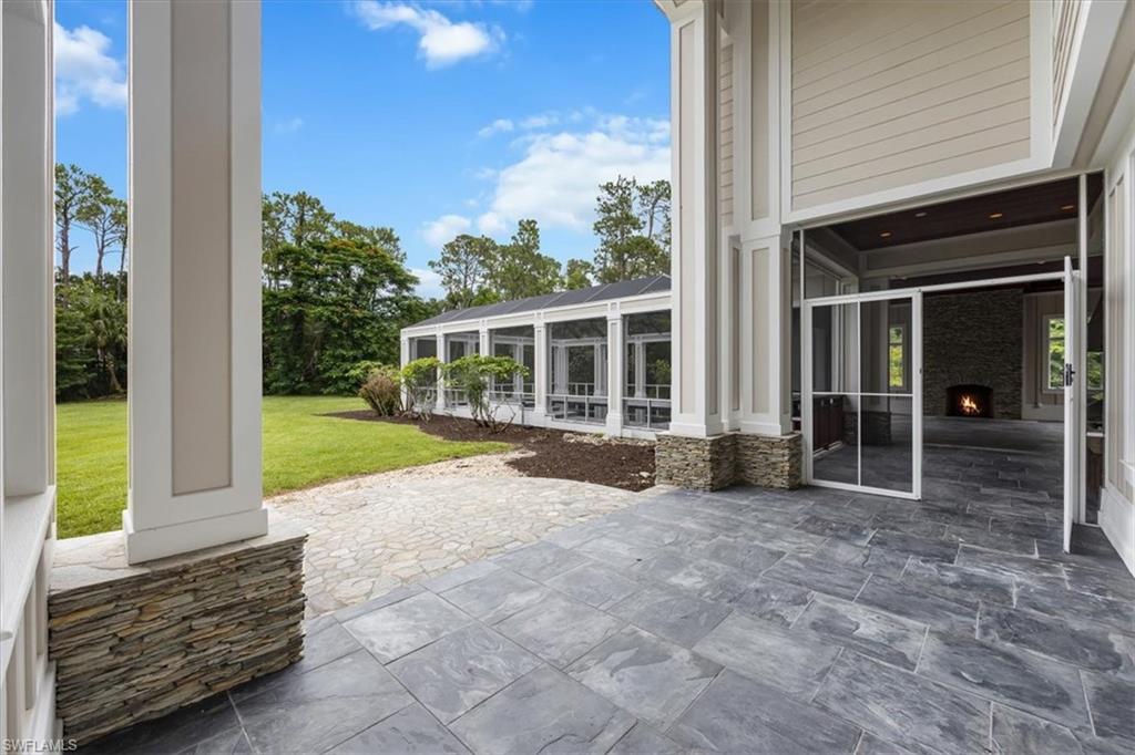 COACH HOUSE - Residential