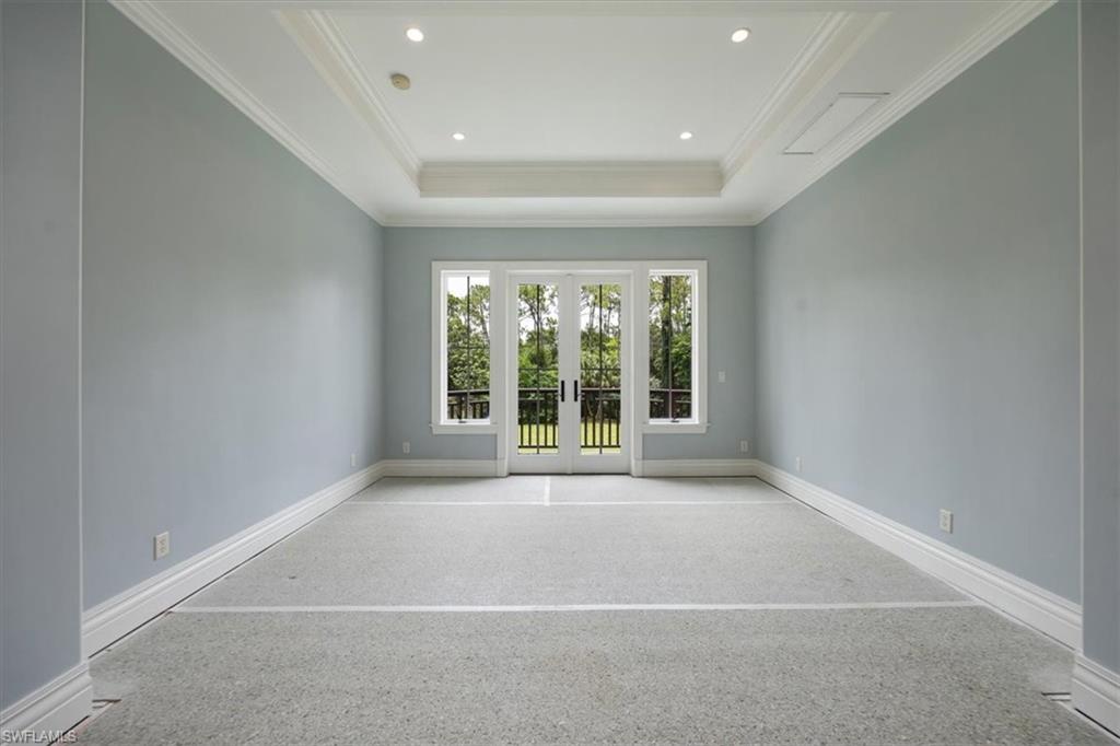COACH HOUSE - Residential