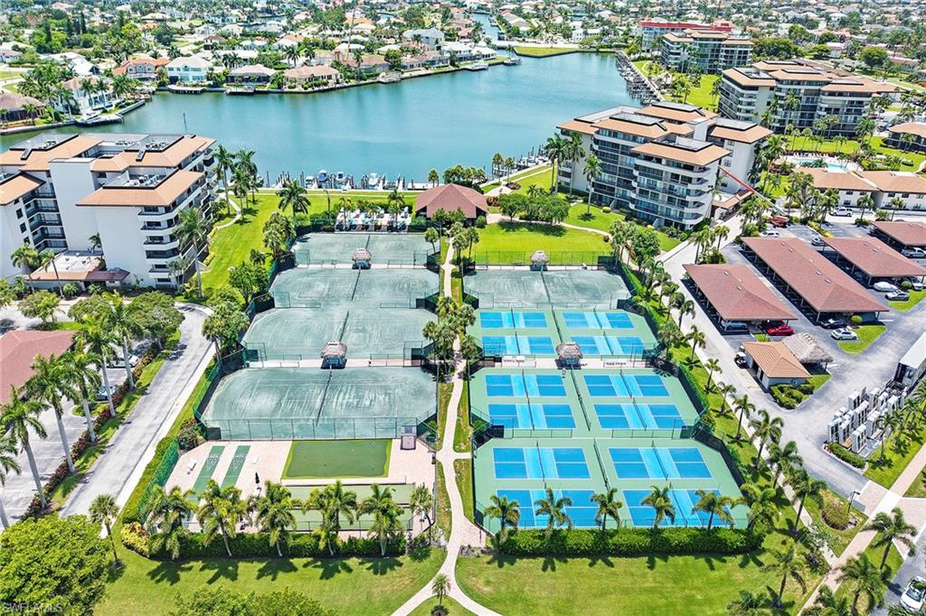 SOUTH SEAS - Residential