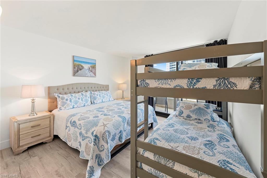 SOUTH SEAS - Residential