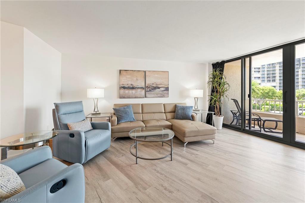 SOUTH SEAS - Residential