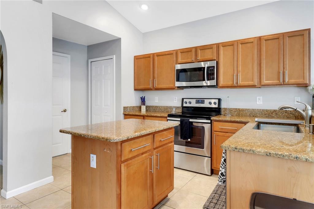 AUTUMN WOODS - Residential Lease