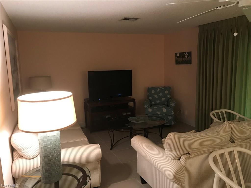 GLADES COUNTRY CLUB - Residential