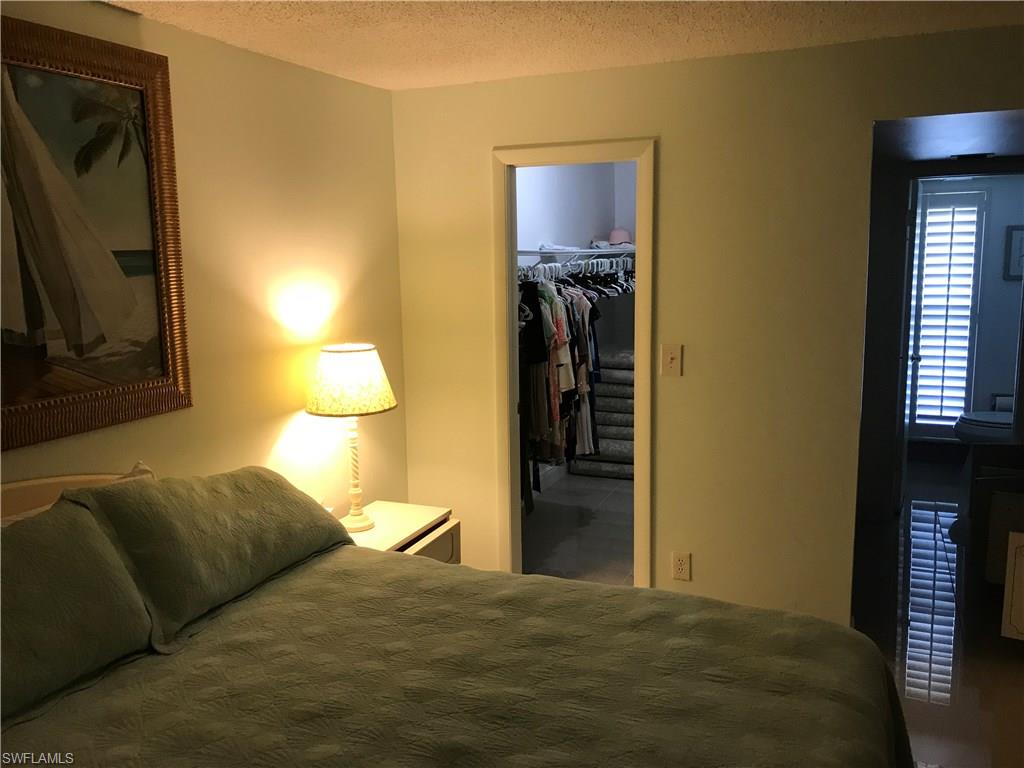 GLADES COUNTRY CLUB - Residential