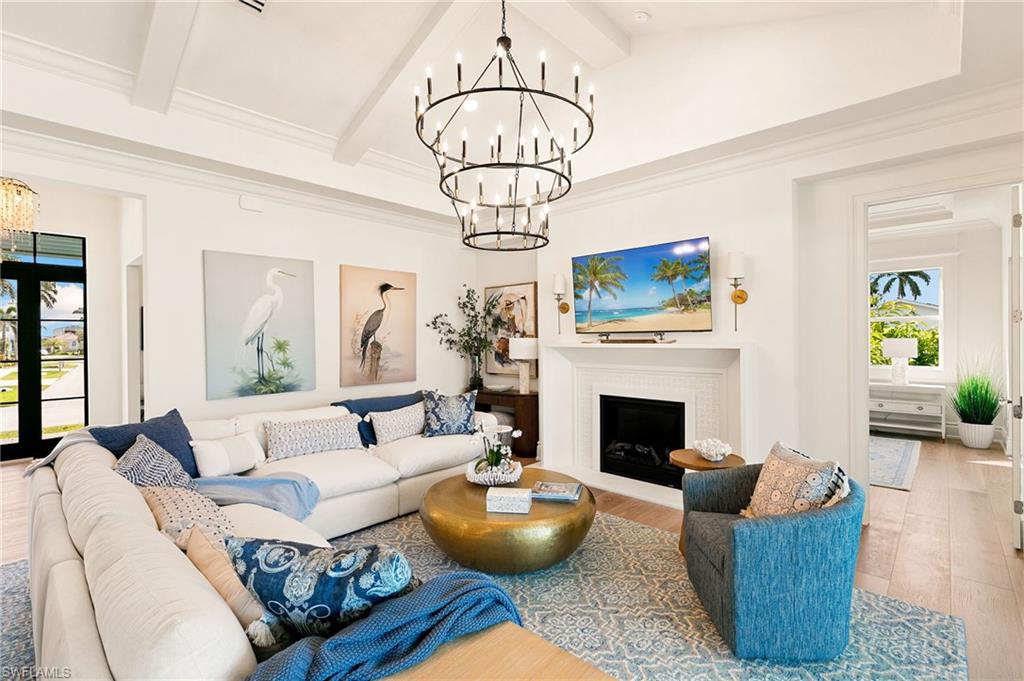 MARCO BEACH - Residential