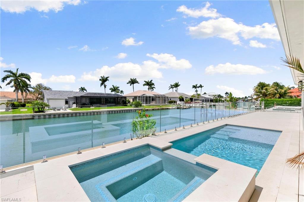 MARCO BEACH - Residential