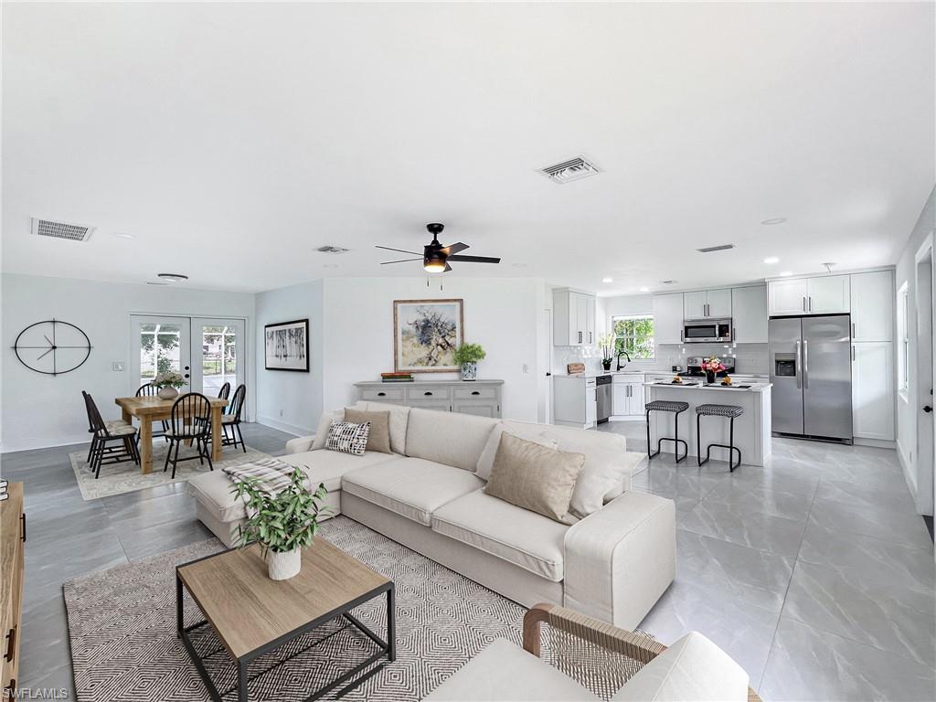 EDGEWATERS GARDENS - Residential