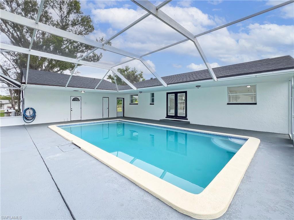 EDGEWATERS GARDENS - Residential