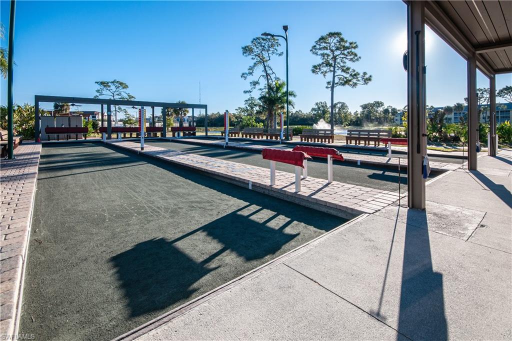 VILLAGES ON COURT SIDE - Residential