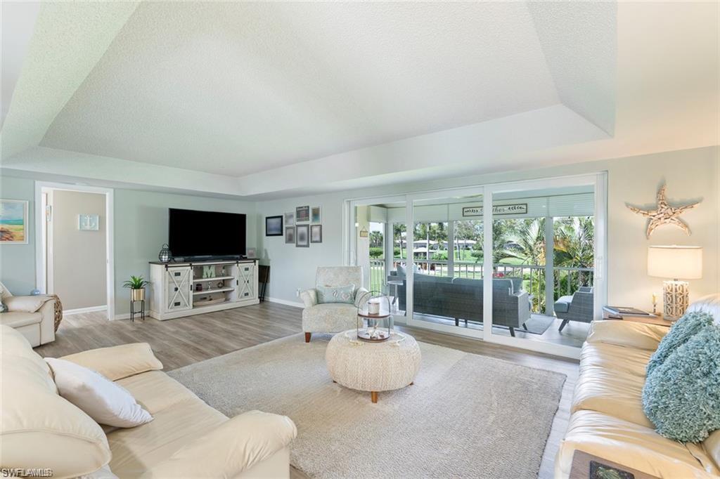 GLADES COUNTRY CLUB - Residential