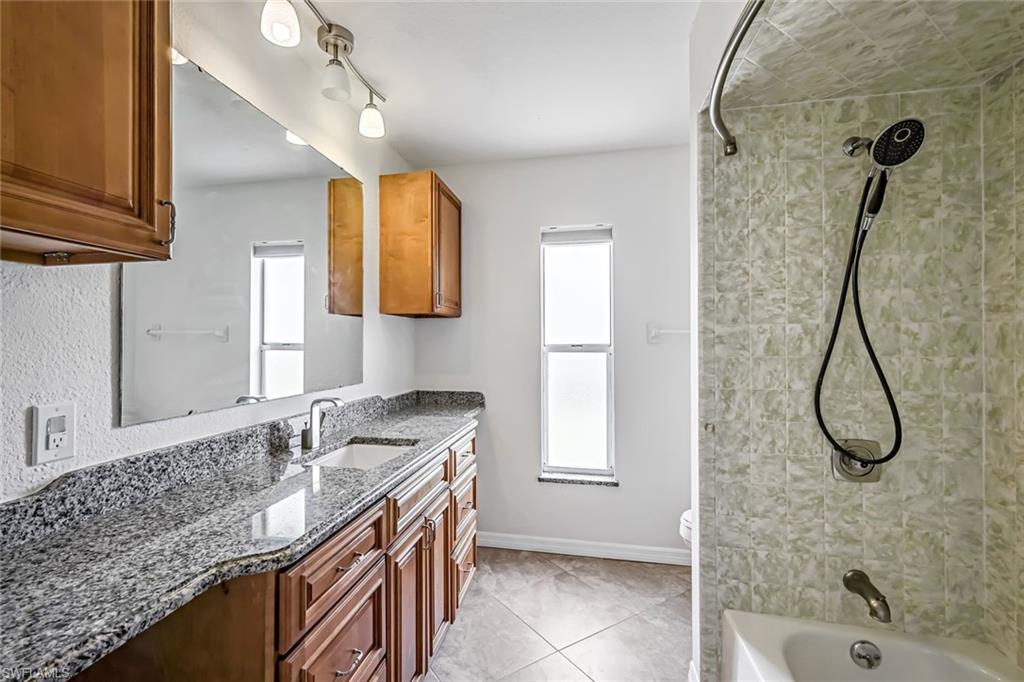 PORT CHARLOTTE - Residential