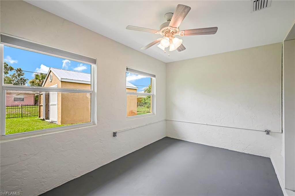 PORT CHARLOTTE - Residential