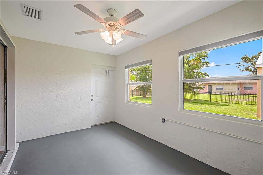 PORT CHARLOTTE - Residential