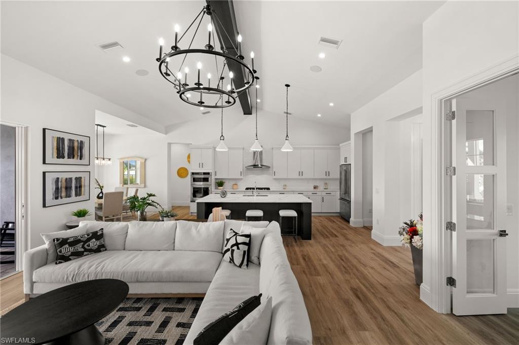 LAKE TIMBER - Residential