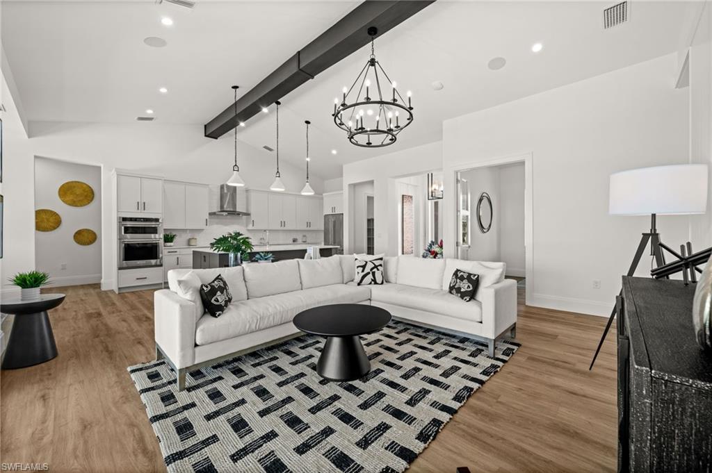 LAKE TIMBER - Residential