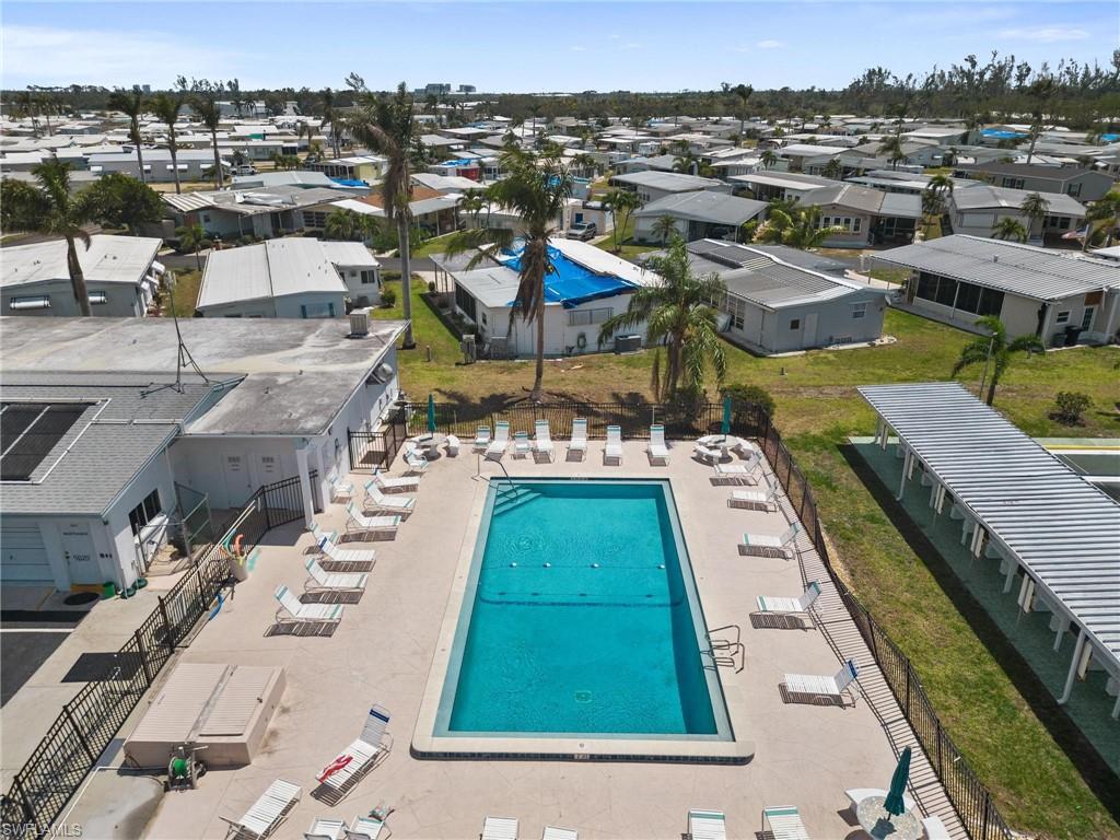 THUNDERBIRD MOBILE HOMES - Land