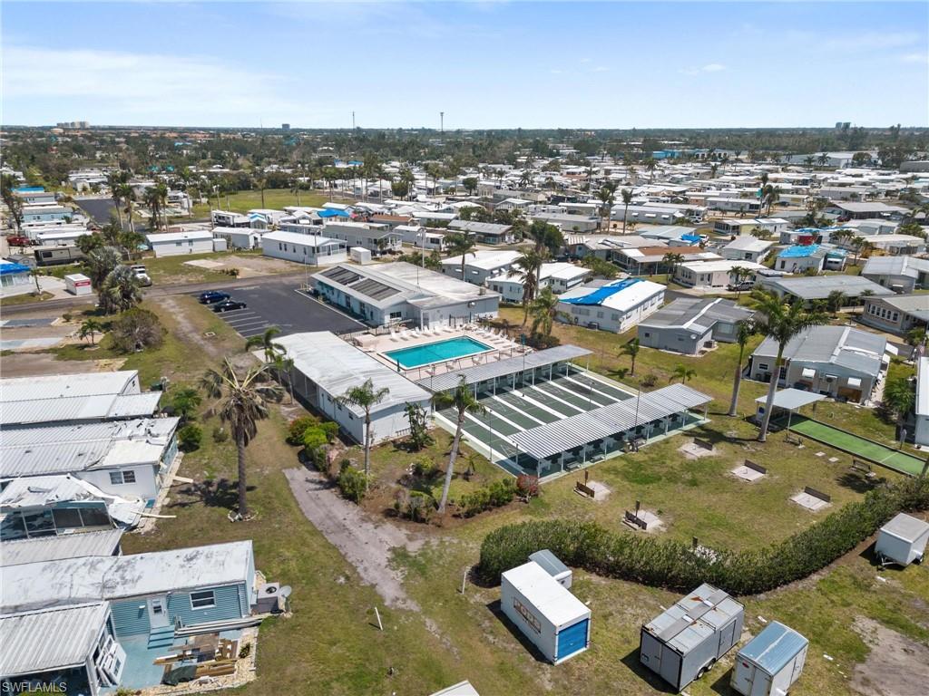 THUNDERBIRD MOBILE HOMES - Land