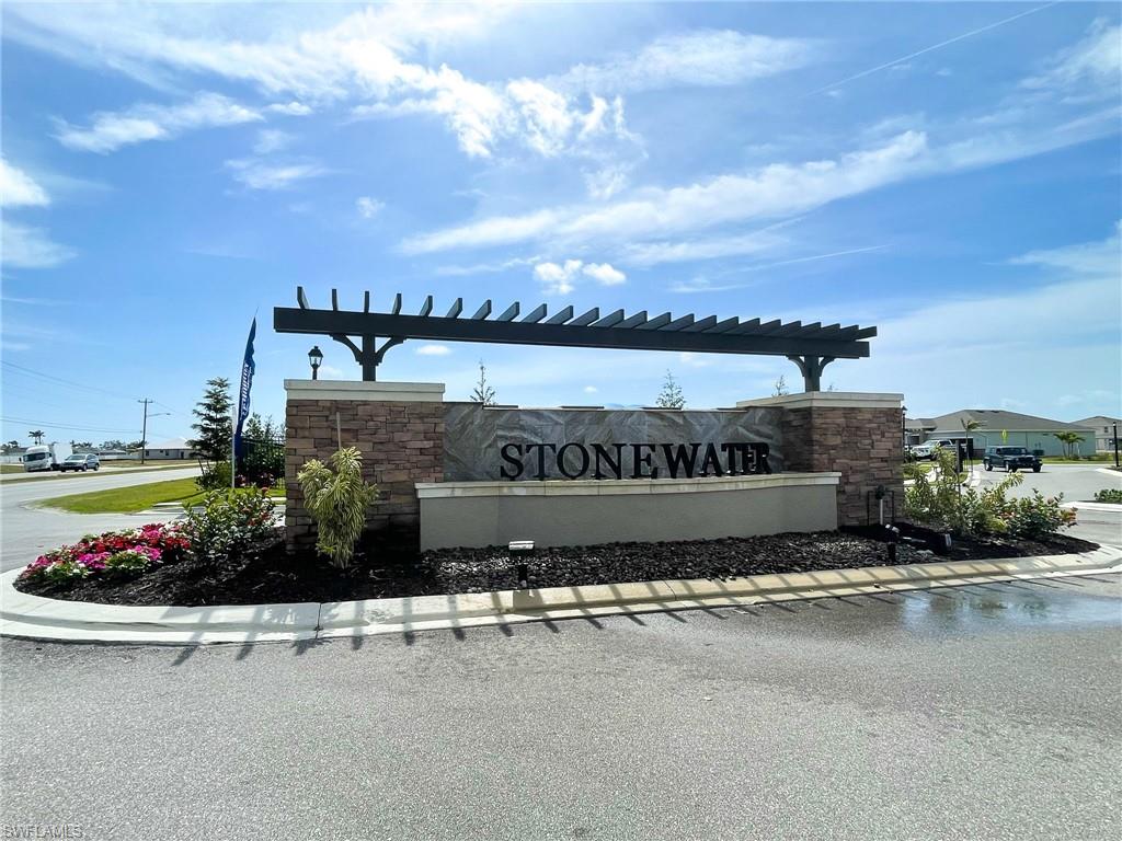 STONEWATER - Residential Lease