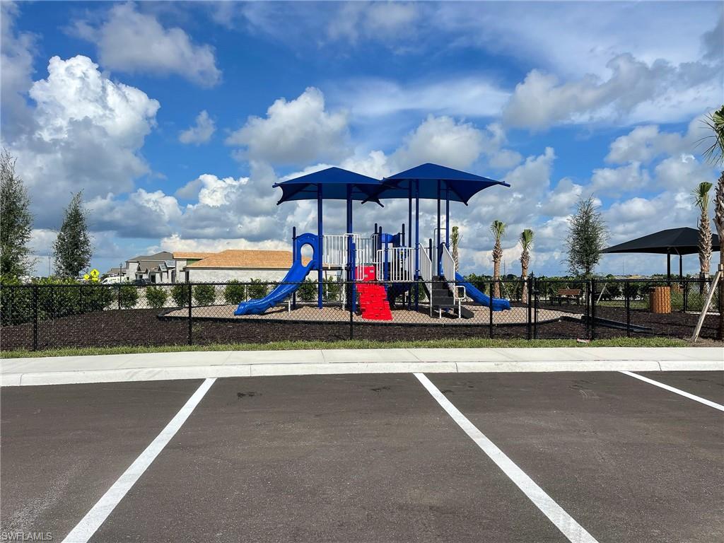 STONEWATER - Residential Lease