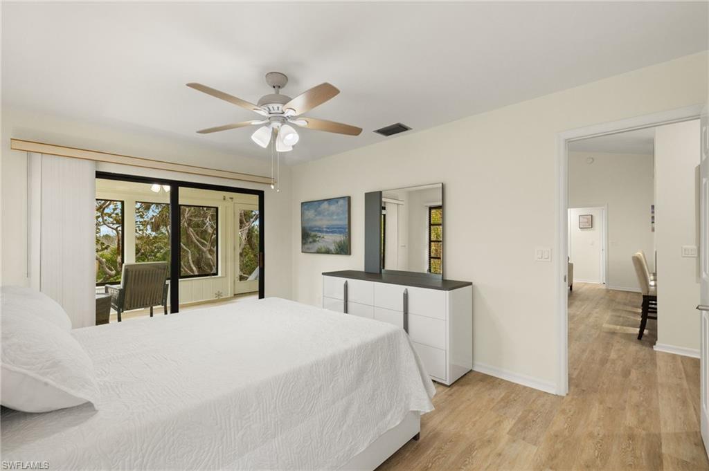 SANIBEL BAYOUS - Residential