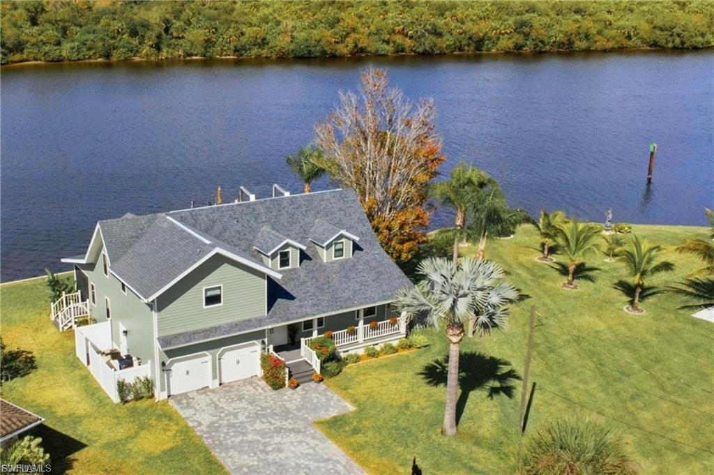FORT MYERS SHORES - Residential