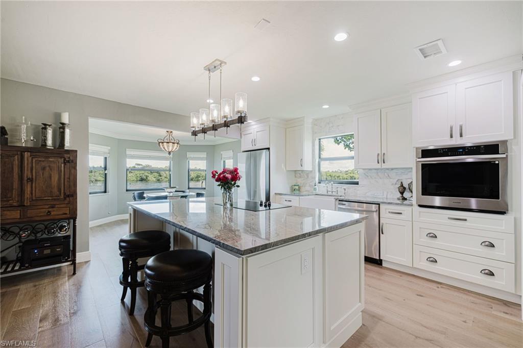 FORT MYERS SHORES - Residential
