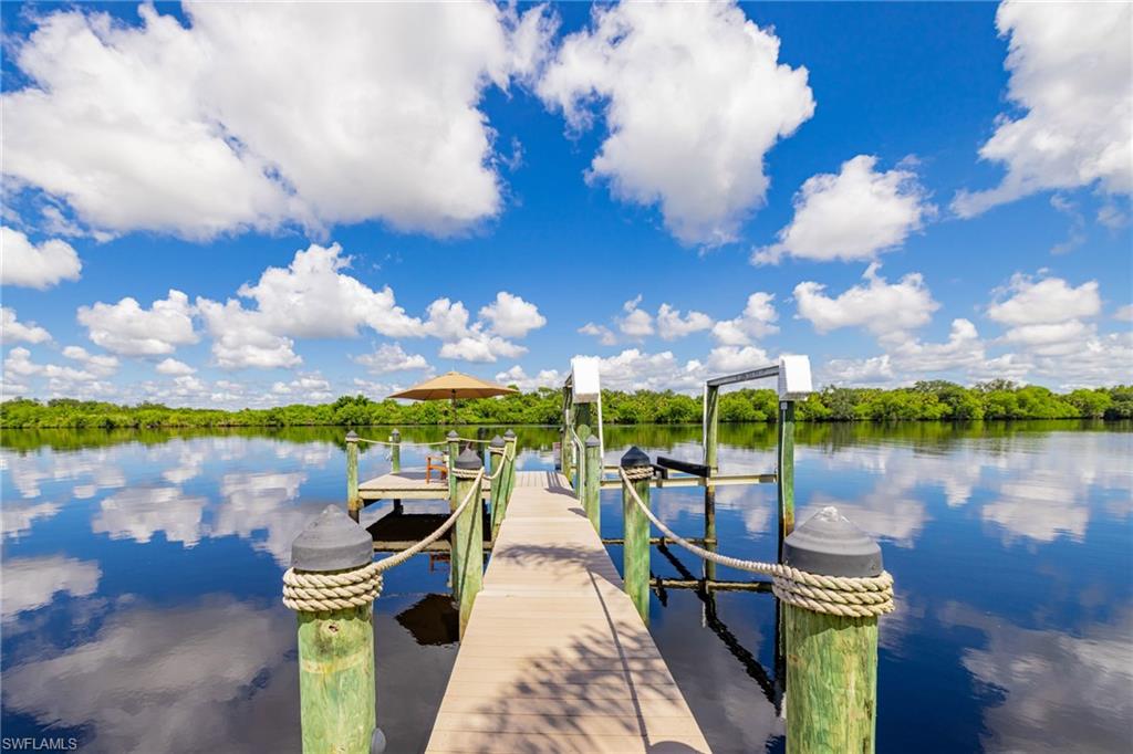 FORT MYERS SHORES - Residential
