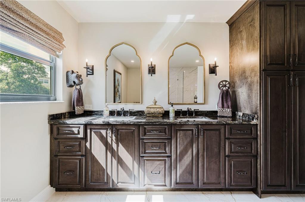 FORT MYERS SHORES - Residential