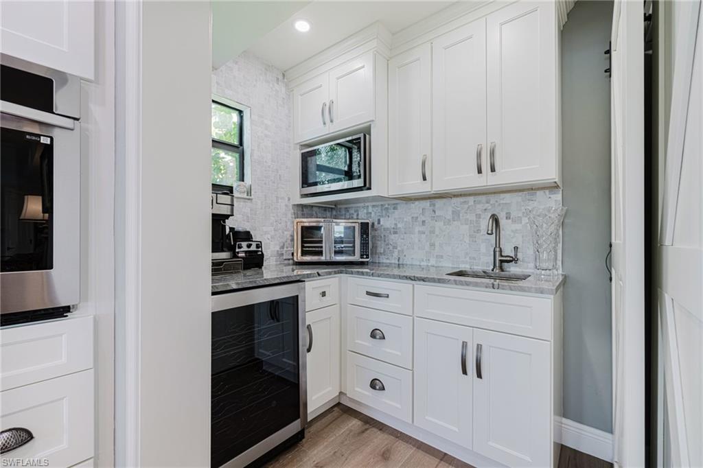 FORT MYERS SHORES - Residential