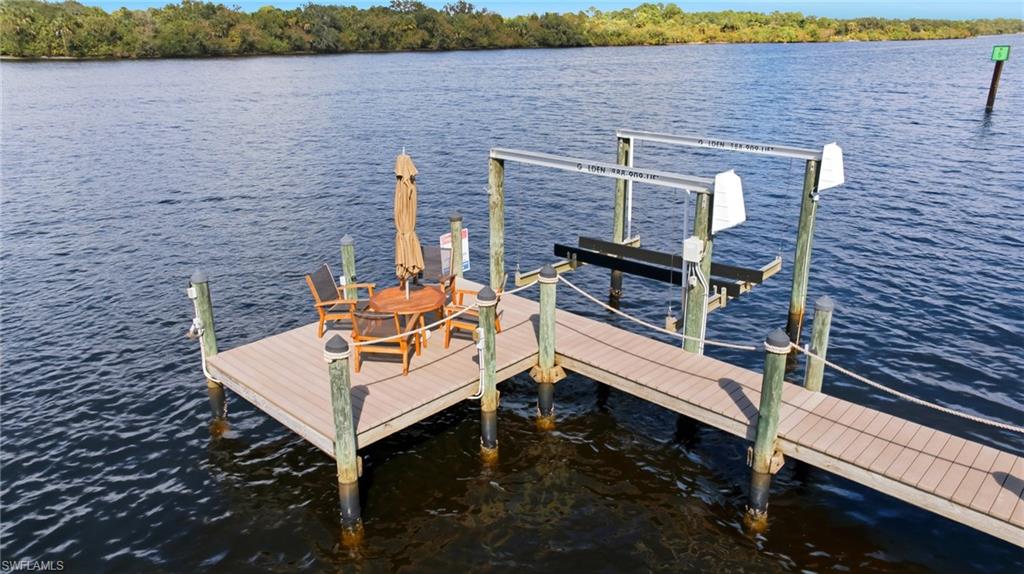 FORT MYERS SHORES - Residential