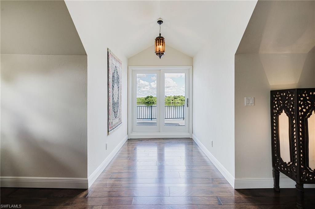 FORT MYERS SHORES - Residential