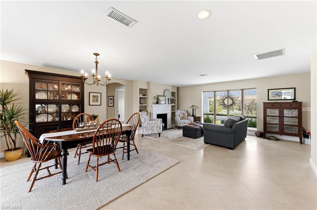 SPANISH WELLS - Residential