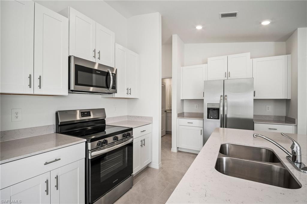 CRANE LANDING - Residential Lease