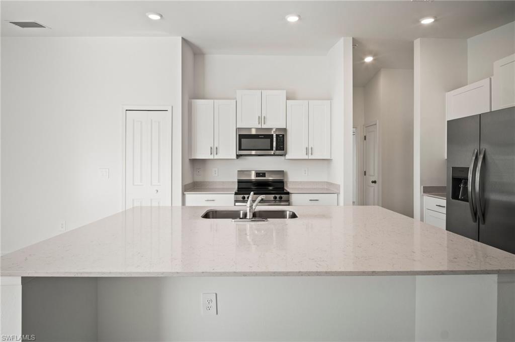CRANE LANDING - Residential Lease