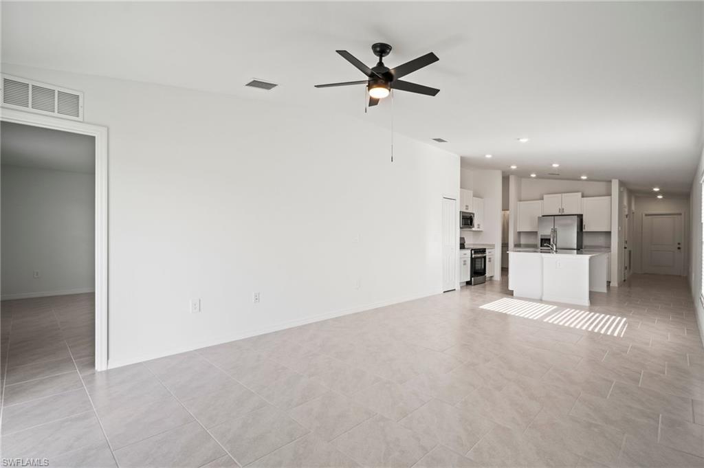 CRANE LANDING - Residential Lease