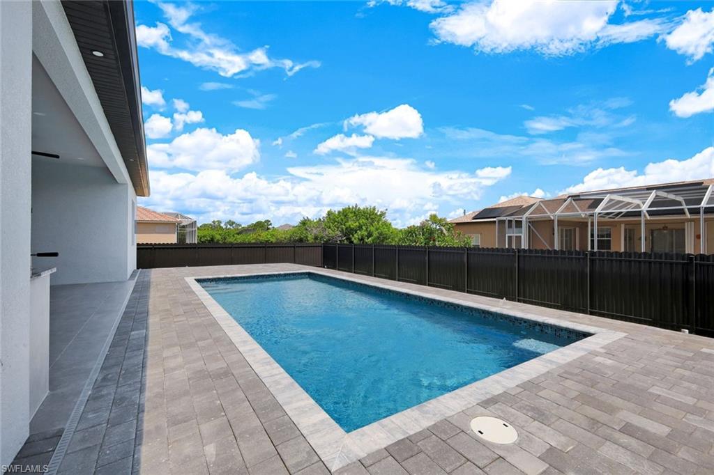 SOUTH GULF COVE - Residential