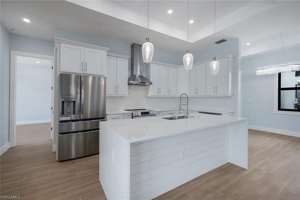 SOUTH GULF COVE - Residential