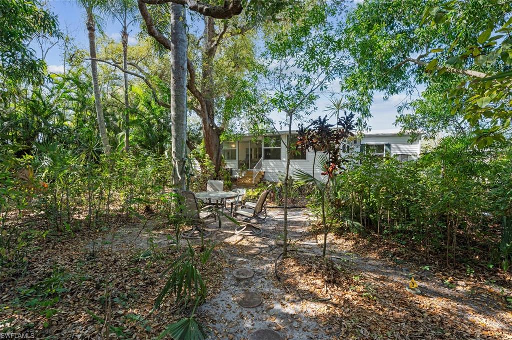 RIVERWOOD - Residential
