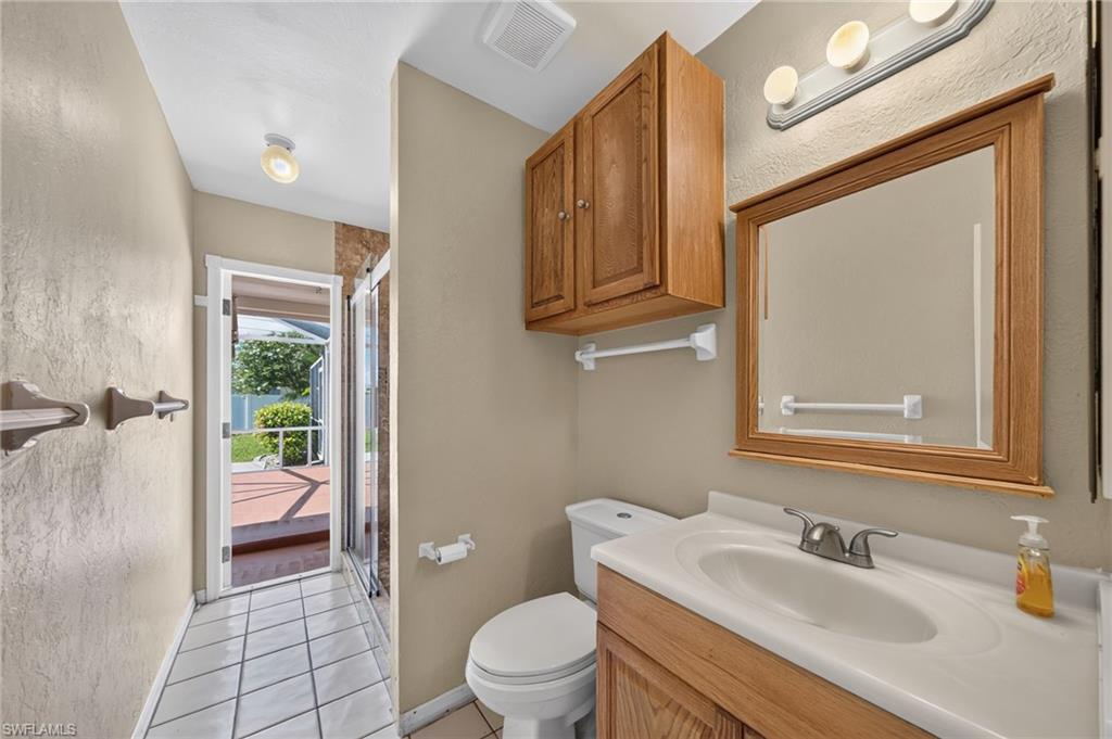 CAPE CORAL - Residential Lease