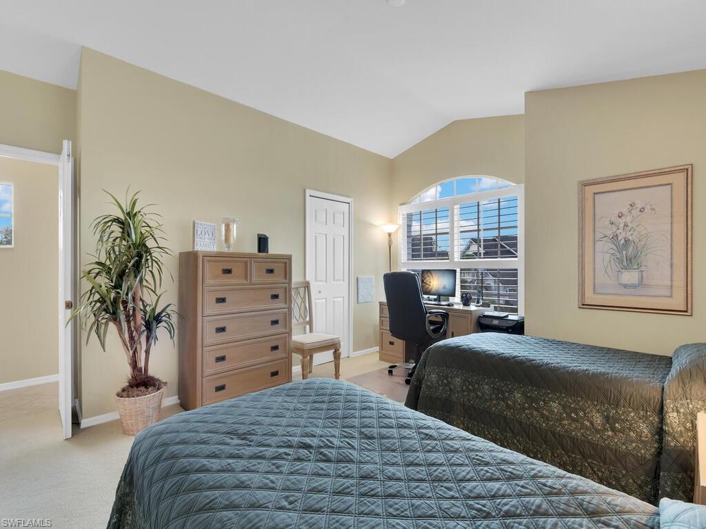 CLUBSIDE - Residential