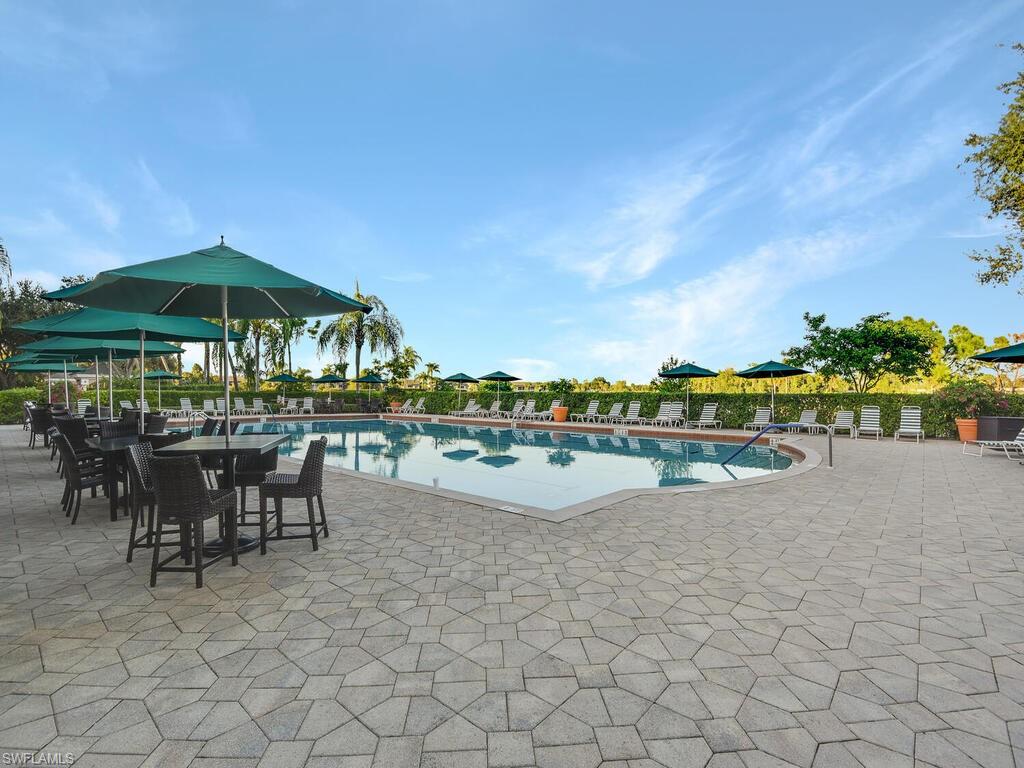 CLUBSIDE - Residential