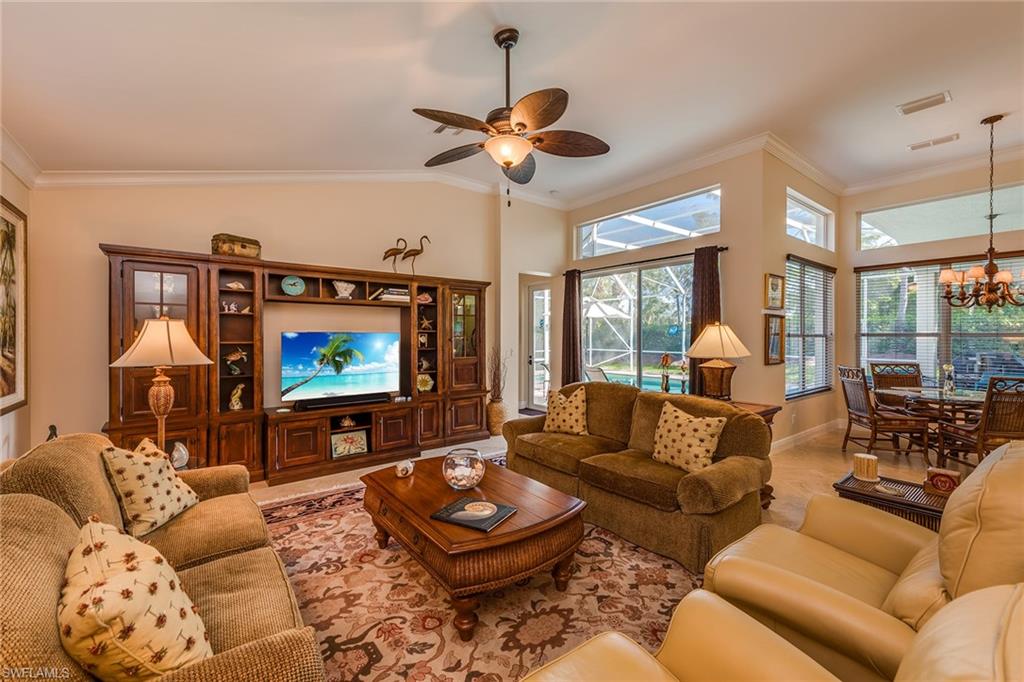 SATURNIA LAKES - Residential