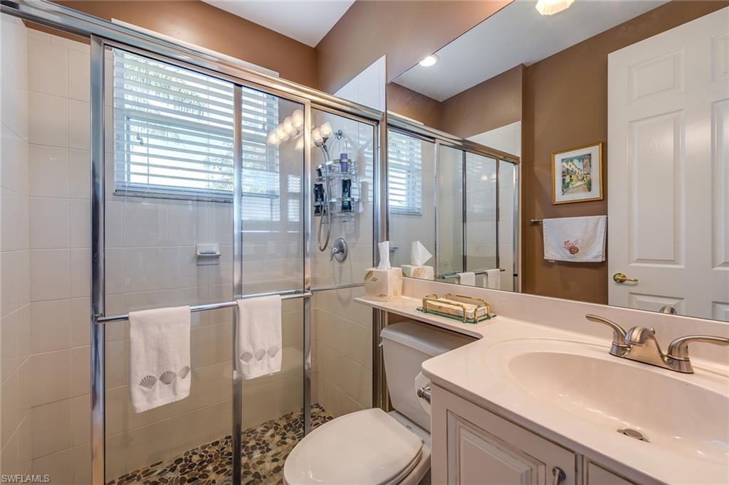 SATURNIA LAKES - Residential