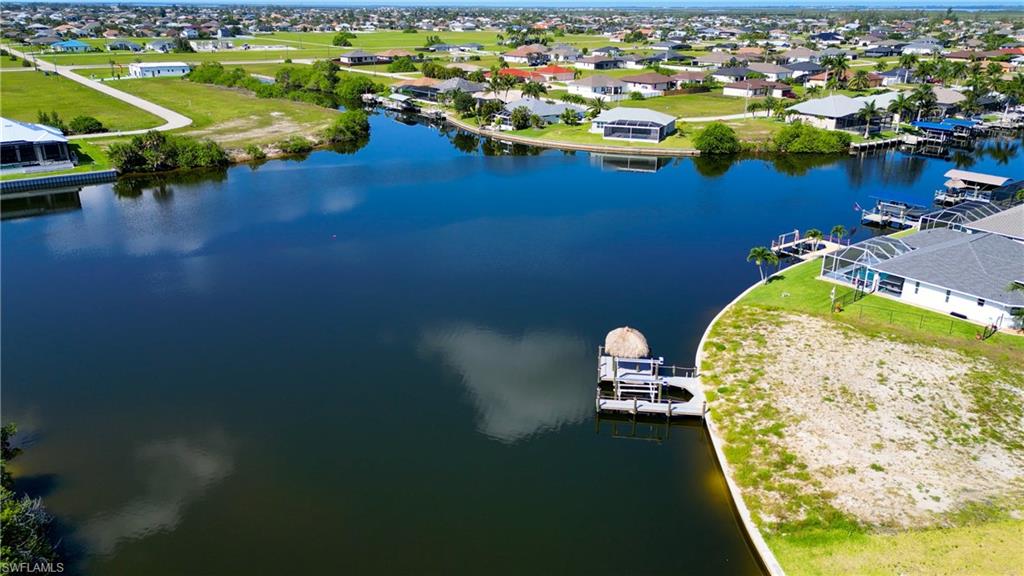 CAPE CORAL - Land