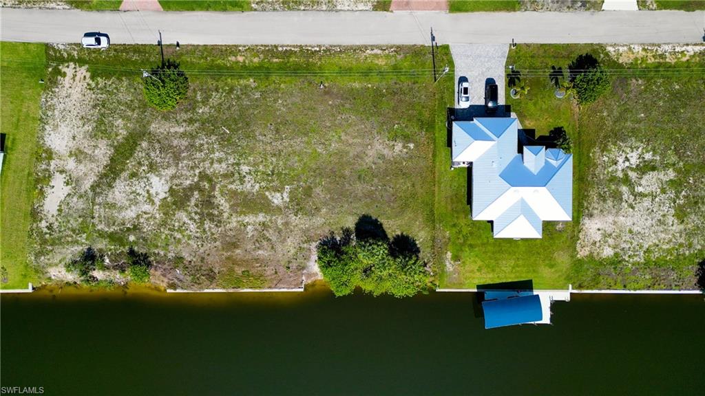 CAPE CORAL - Land