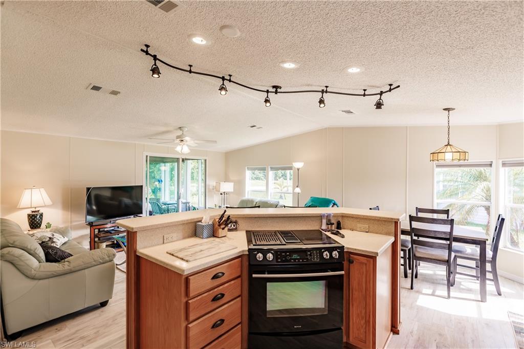 PINE LAKES COUNTRY CLUB - Residential