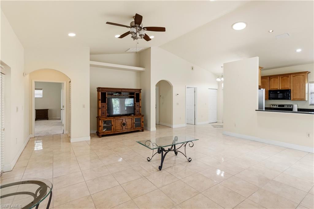 GOLDEN GATE ESTATES - Residential