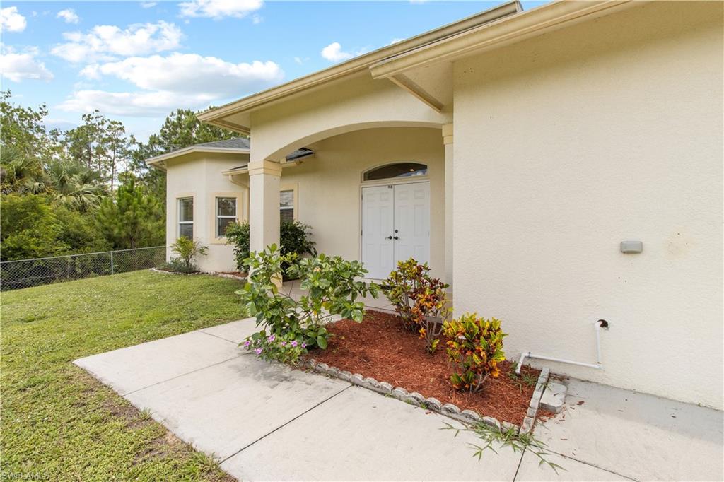 GOLDEN GATE ESTATES - Residential