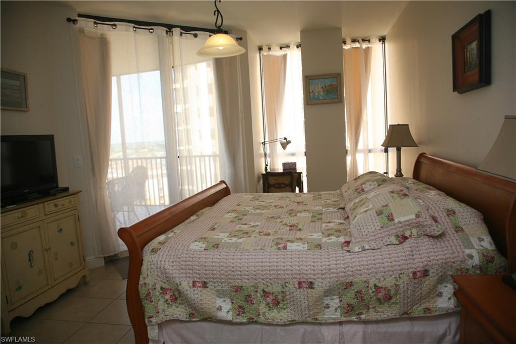 CAPE HARBOUR - Residential